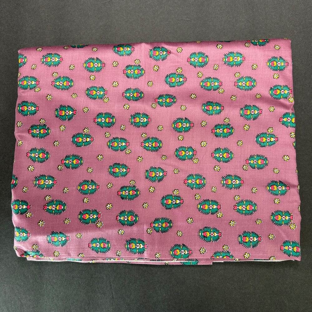 Vintage Polished Cotton Fabric Purple W/Floral Pattern 36"W x 5‎ Yards 14" Long